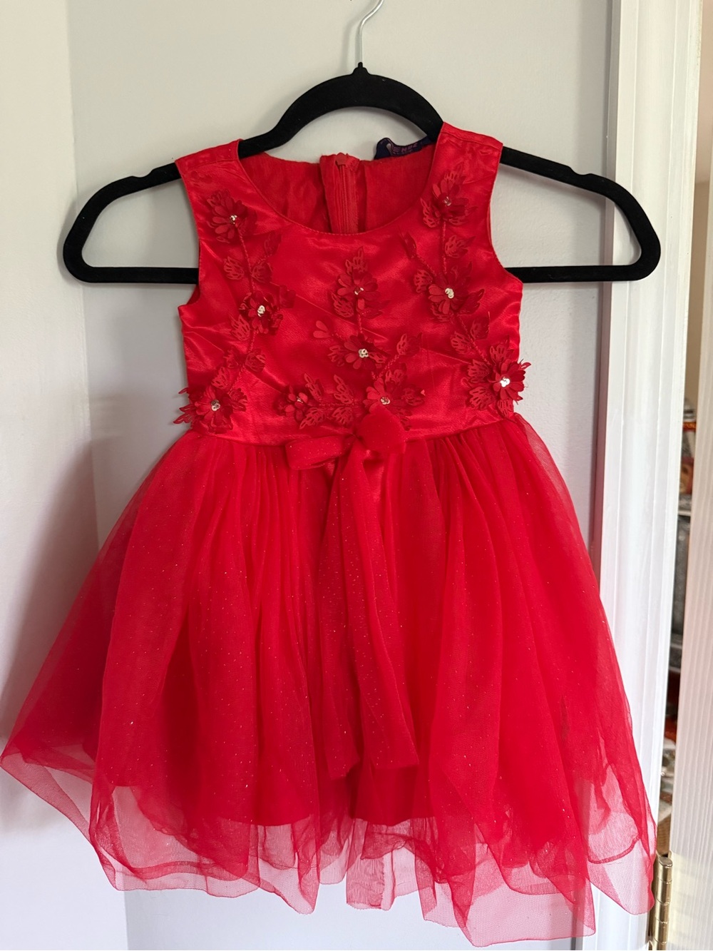 Girls Red Floral Appliqué Tulle Party Dress
